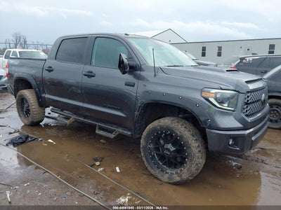 TOYOTA TUNDRA 2019