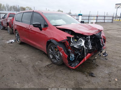 CHRYSLER PACIFICA 2026