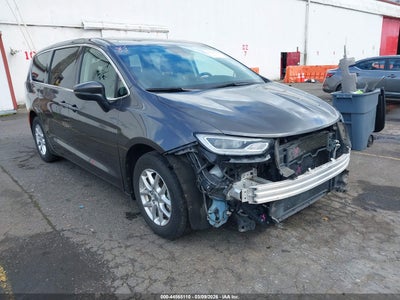 CHRYSLER PACIFICA 2023