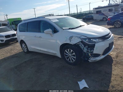 CHRYSLER PACIFICA 2018
