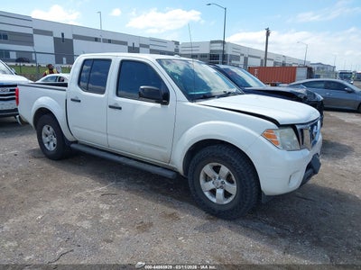 NISSAN FRONTIER 2013