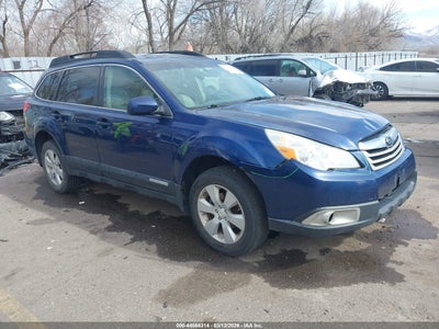 SUBARU OUTBACK 2011