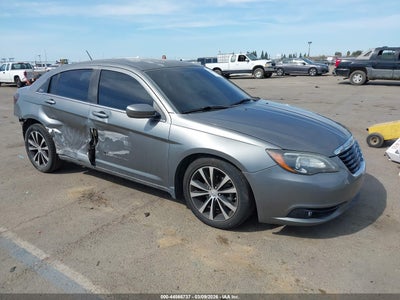 CHRYSLER 200 2012