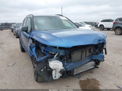 VOLVO XC40 2020