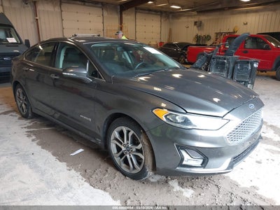 FORD FUSION HYBRID 2019