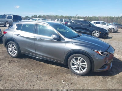 INFINITI QX30 2017