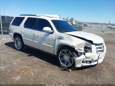 CADILLAC ESCALADE 2013
