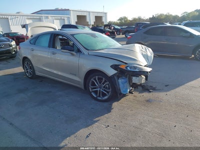 FORD FUSION HYBRID 2019