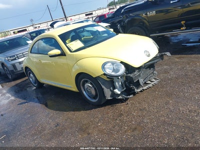VOLKSWAGEN BEETLE 2013