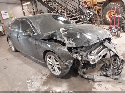 AUDI A4 2023