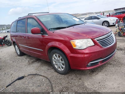 CHRYSLER TOWN & COUNTRY 2014