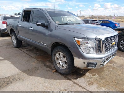 NISSAN TITAN 2018