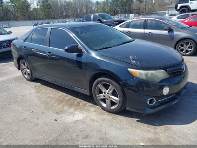 TOYOTA CAMRY 2013