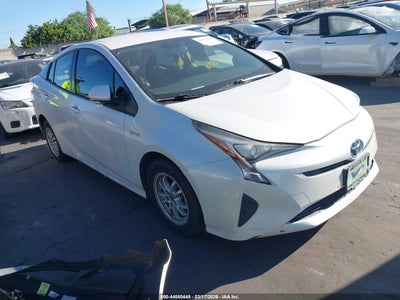TOYOTA PRIUS 2016