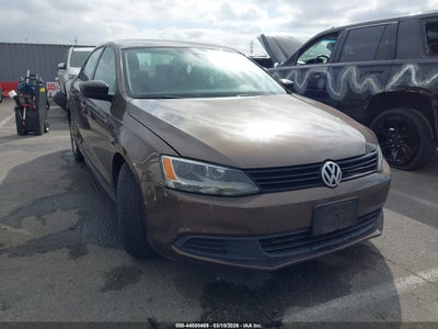VOLKSWAGEN JETTA 2013
