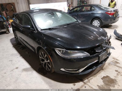 CHRYSLER 200 2015