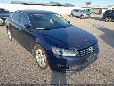 VOLKSWAGEN PASSAT 2013