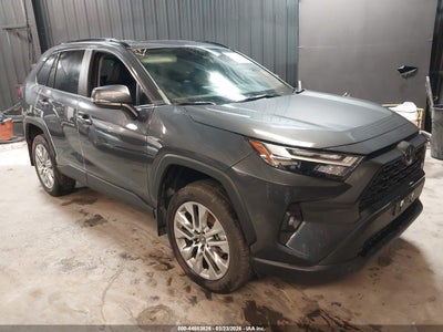 TOYOTA RAV4 2025