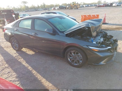 HYUNDAI ELANTRA 2024