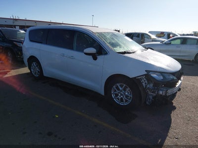 CHRYSLER VOYAGER 2022