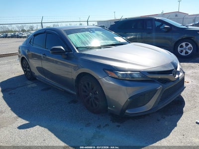 TOYOTA CAMRY 2021