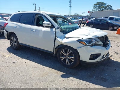 NISSAN PATHFINDER 2019