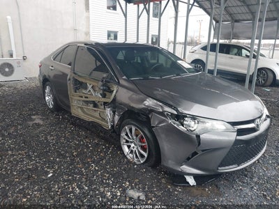 TOYOTA CAMRY 2015