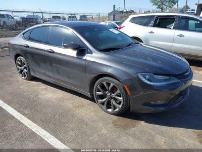 CHRYSLER 200 2015