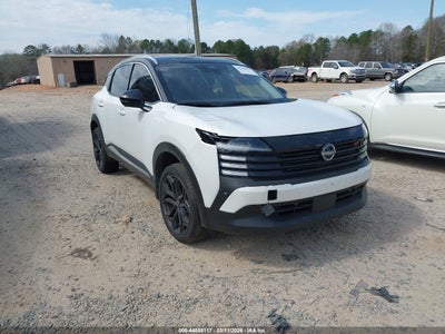 NISSAN KICKS 2025