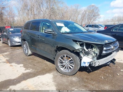 TOYOTA HIGHLANDER 2017