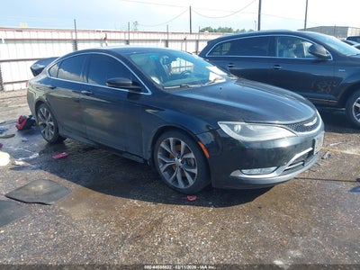 CHRYSLER 200 2015