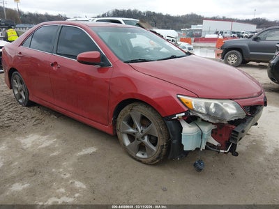 TOYOTA CAMRY 2012