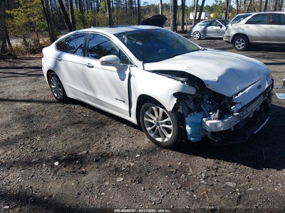 FORD FUSION HYBRID 2019