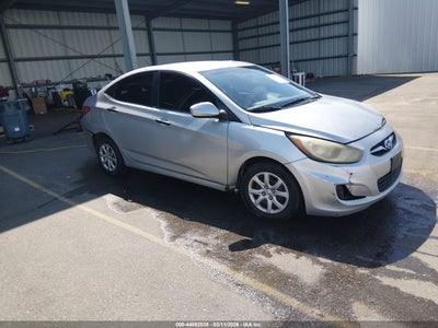 HYUNDAI ACCENT 2012
