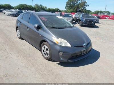 TOYOTA PRIUS 2014
