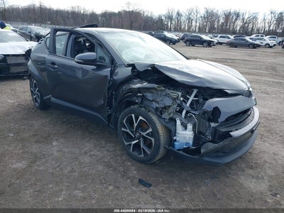 TOYOTA C-HR 2019