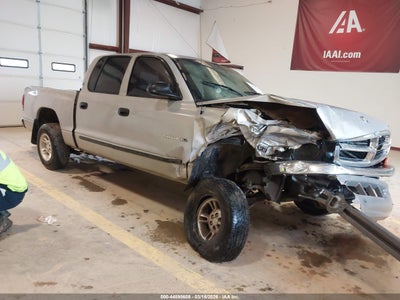 DODGE DAKOTA 2000