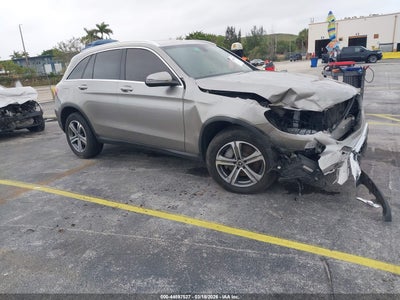 MERCEDES-BENZ GLC 300 2019
