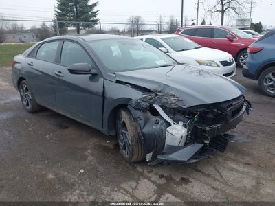 HYUNDAI ELANTRA 2025