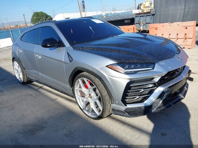 LAMBORGHINI URUS 2019