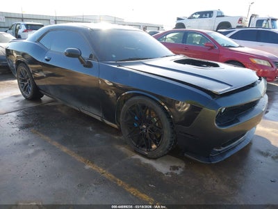 DODGE CHALLENGER 2017