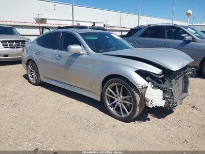 INFINITI M37 2011