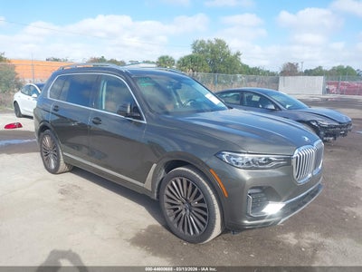 BMW X7 2021