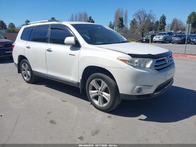 TOYOTA HIGHLANDER 2013