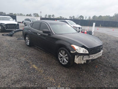 INFINITI M37 2013