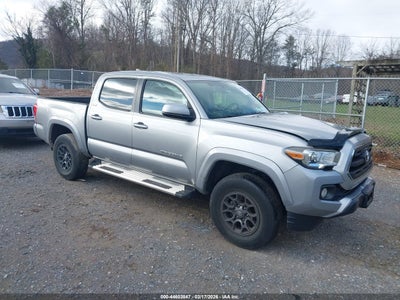 TOYOTA TACOMA 2017