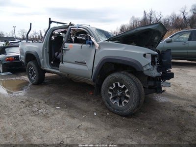 TOYOTA TACOMA 2022