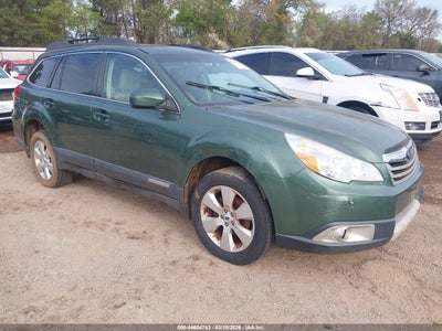 SUBARU OUTBACK 2012