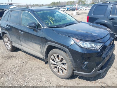 TOYOTA RAV4 2021