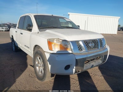 NISSAN TITAN 2010
